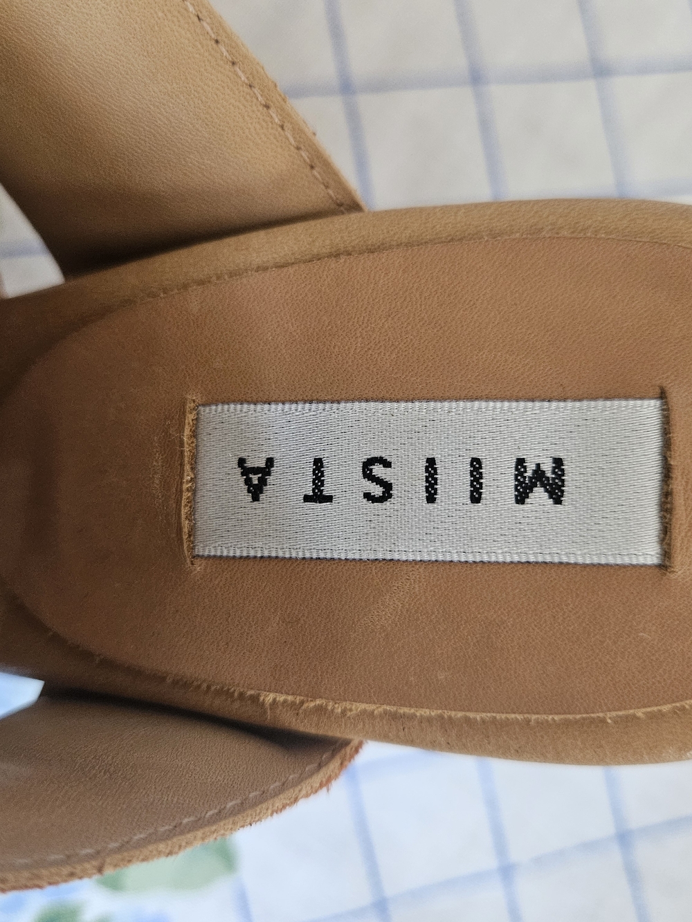 MIISTA Women's Tan Leather Woven Slide Sandals - Picture 7 of 10